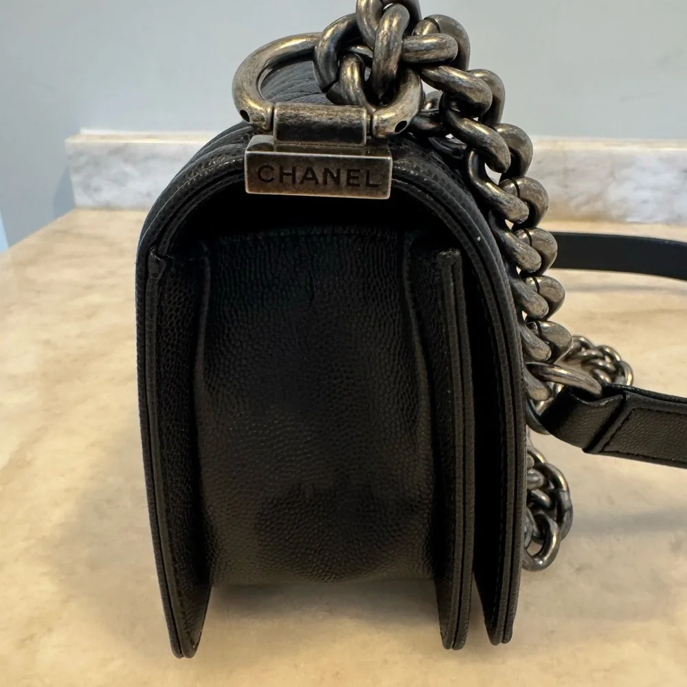 Chanel Black Quilted Leather Boy Bag - Picture 3 of 6